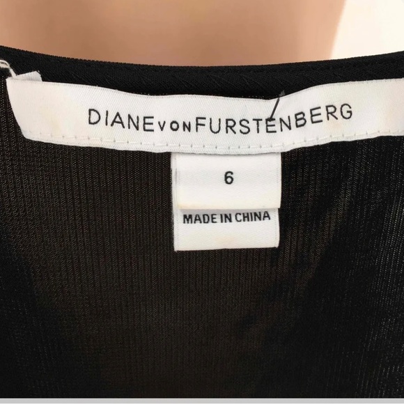 Diane Von Furstenberg 100% Silk Wrap Dress - Picture 5 of 7